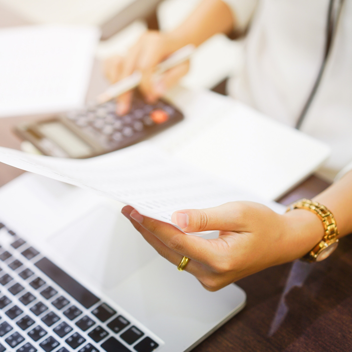 money-market-2-column-iStock-1077145484